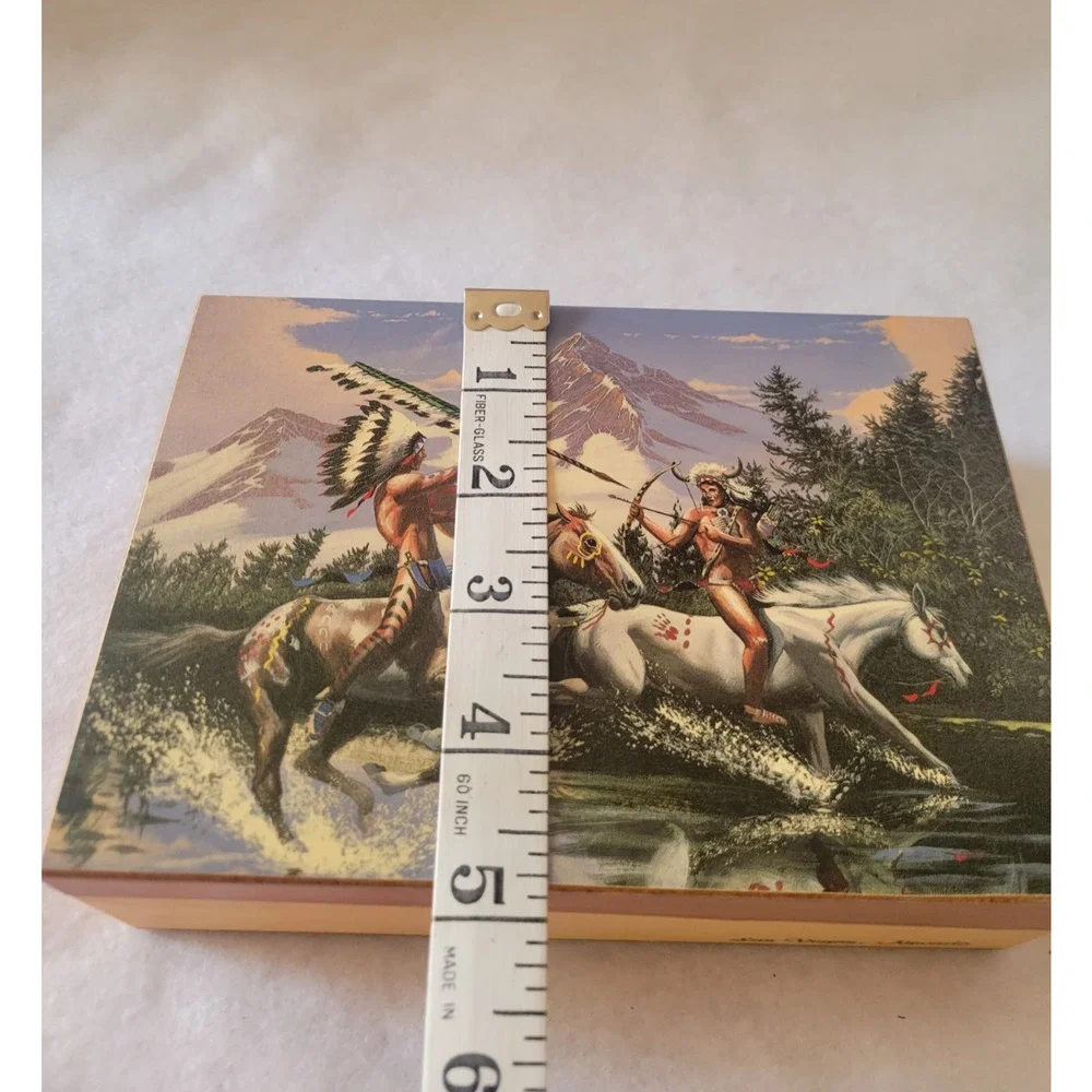 Vtg Wood Box Native American Warriors Horses Las Vegas Hinged Trinket‎ holder